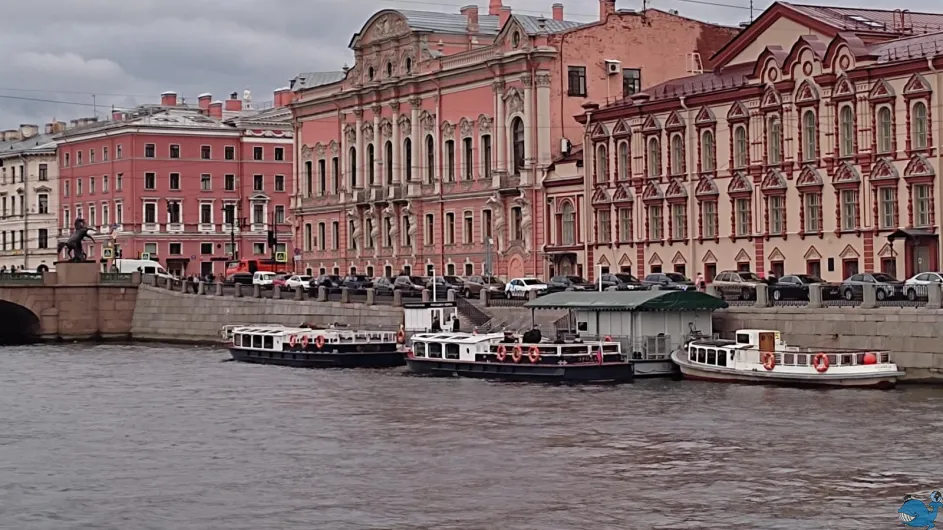 Экскурсия во дворец Белосельских-Белозерских