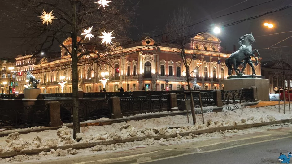 Экскурсия во дворец Белосельских-Белозерских