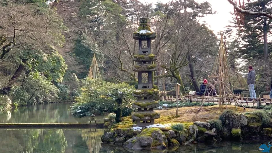 Японская зима и снежные обезьяны